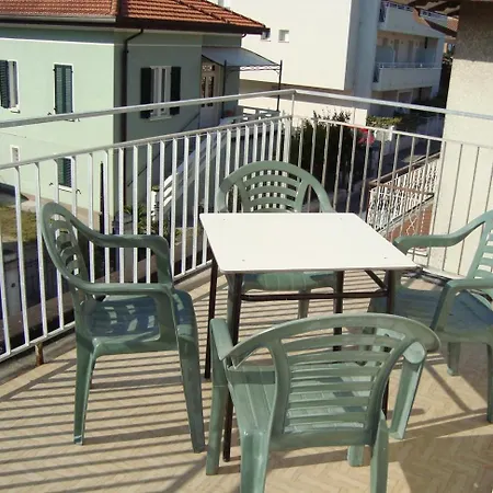 Fausta Hotel 3*